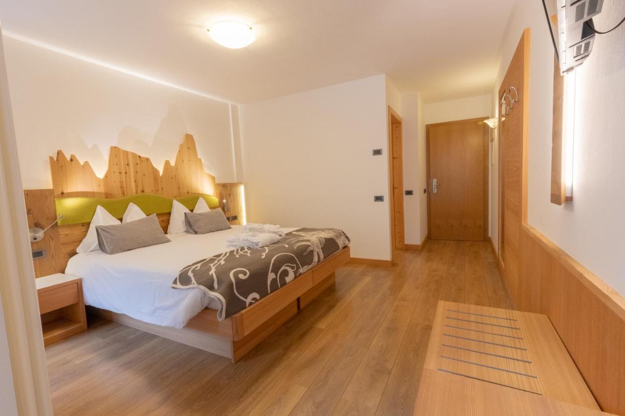 Berghotel Miramonti Teser im Fleimtal Exterior foto