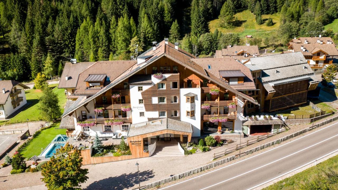 Berghotel Miramonti Teser im Fleimtal Exterior foto